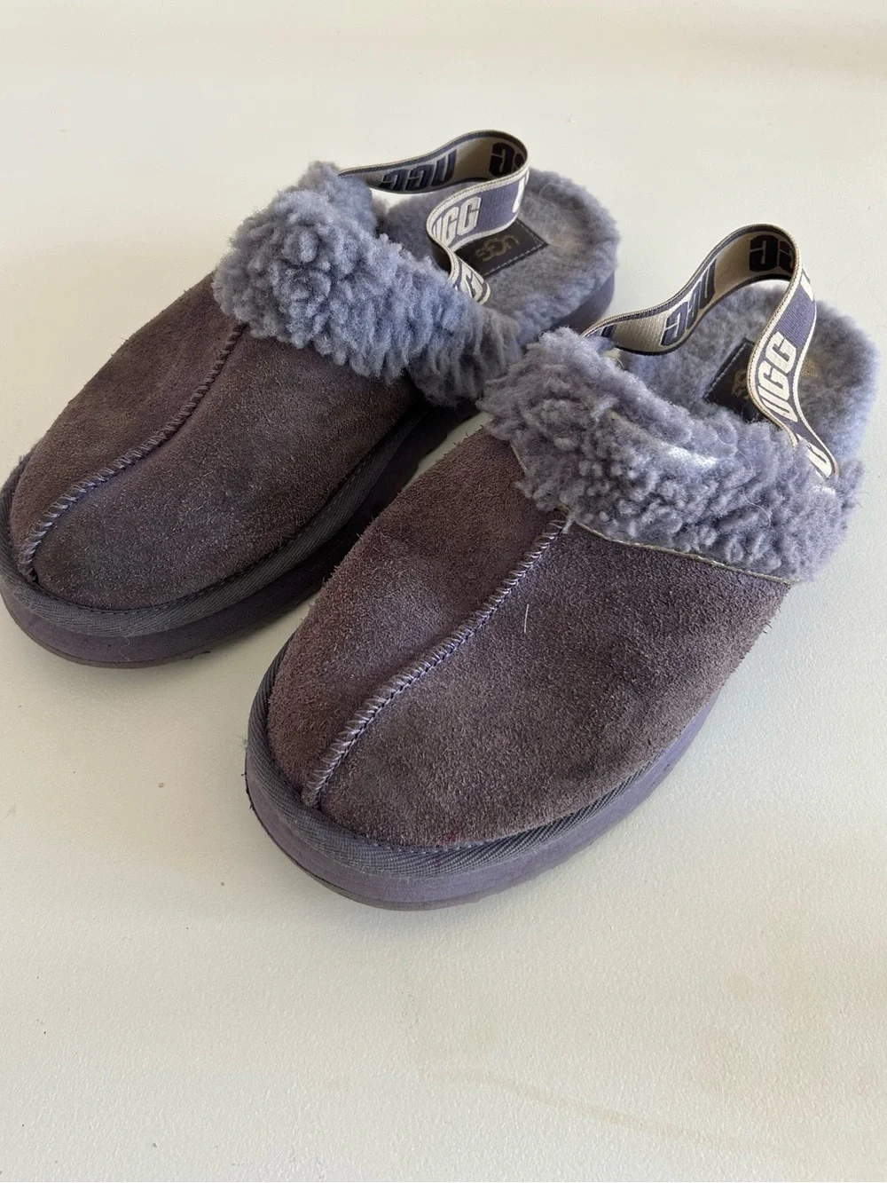 UGG Kids Charcoal Suede Shearling-Trim Slip-On Clog